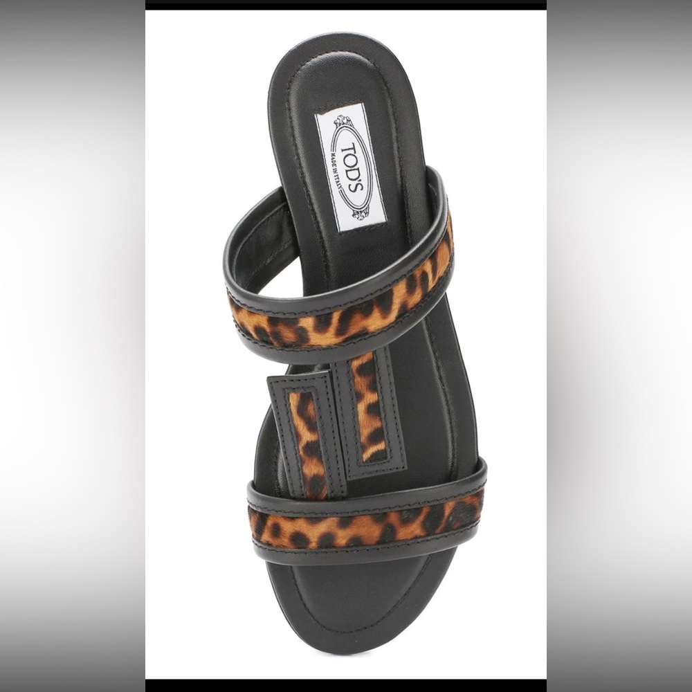 Tod’s leopard calf hair & black leather sandals. $ Firm - Picture 2 of 13